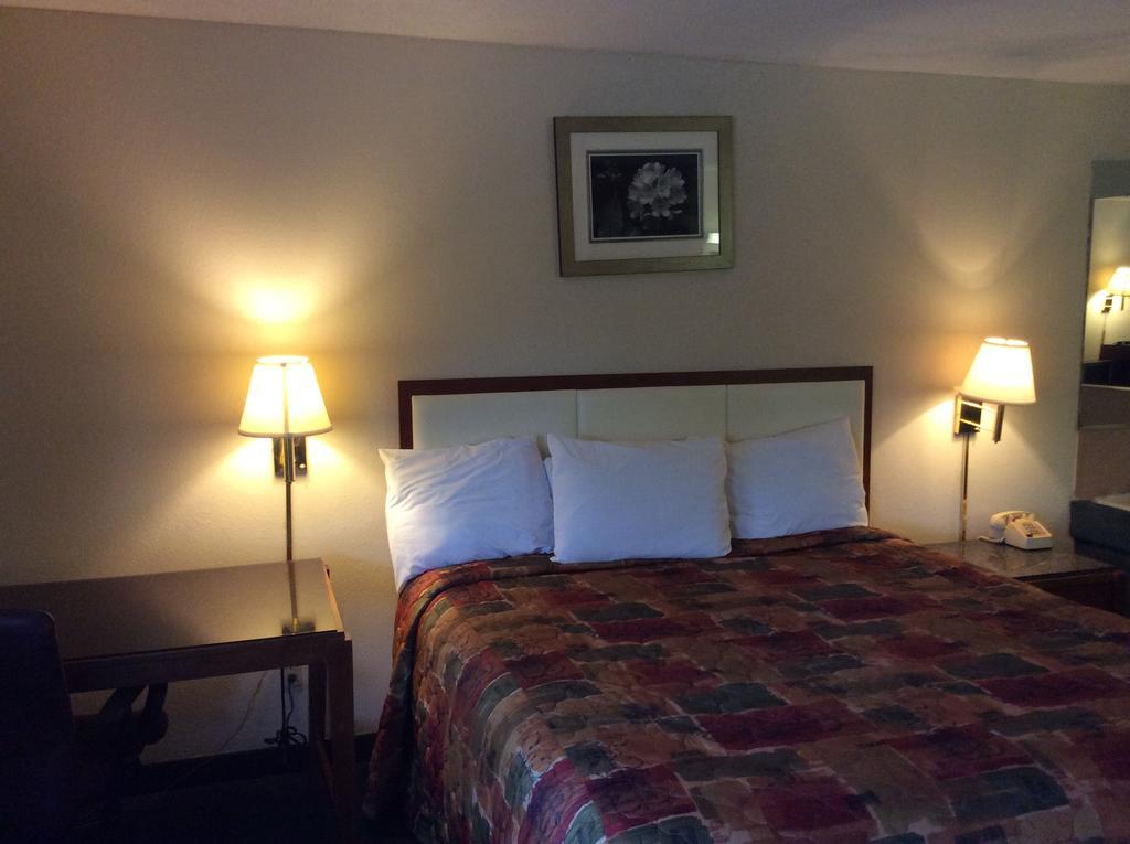 Days Inn By Wyndham York Alabama Zewnętrze zdjęcie